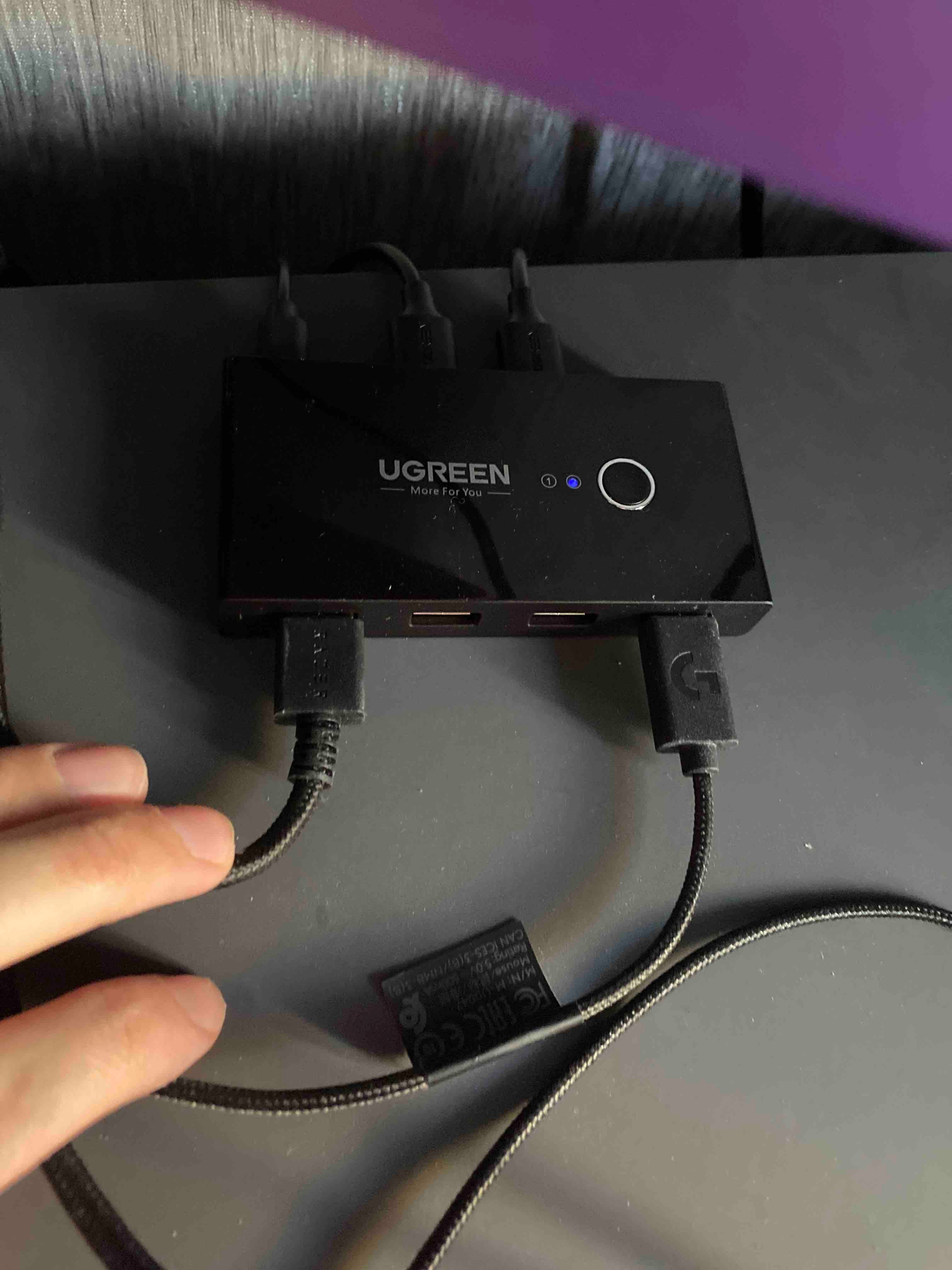 UGREEN US216 USB 2.0 Switch 2 In 4Output USB KVM Switch 30767