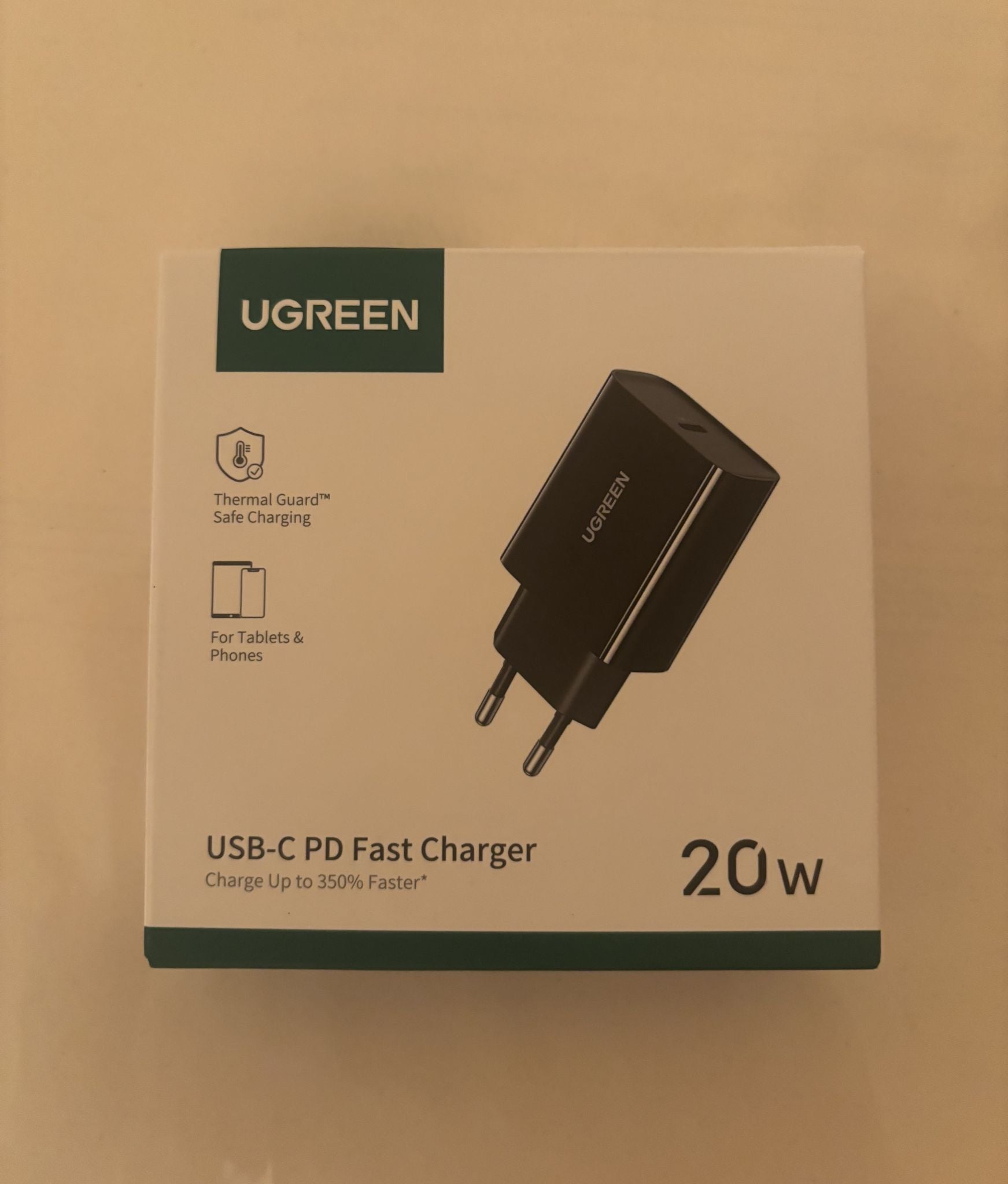 UGREEN CD137 20W PD Fast Charger Black US-60803